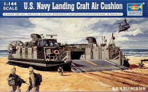 Trumpeter 1/72 07302 USMC Landing Craft Air Cushion Static Warship Model Kit